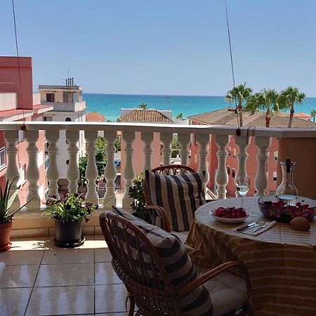 Apto. Con Wifi, Piscina, Vistas Al Mar Y Parking. 蒙科法尔 外观 照片